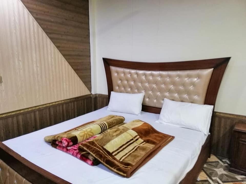Madina Tower Hotel & Restaurant Bahrain Dış mekan fotoğraf
