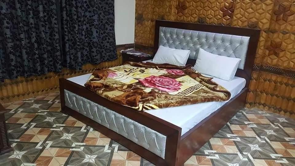 Madina Tower Hotel & Restaurant Bahrain Dış mekan fotoğraf